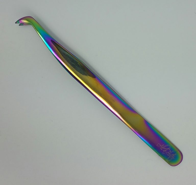 multicoloured volume tweezer 1